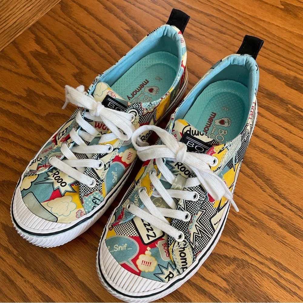 Light Blue Vintage Mutt Sneakers by Sketchers, Women’s Sz 7W